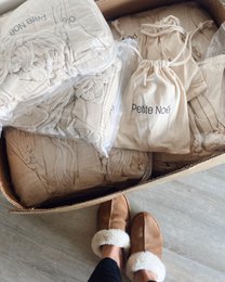 Chunky baby booties off white