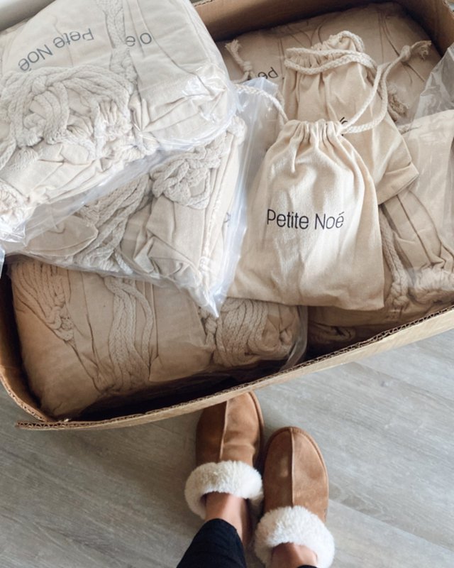 Buttede babystøvler off white