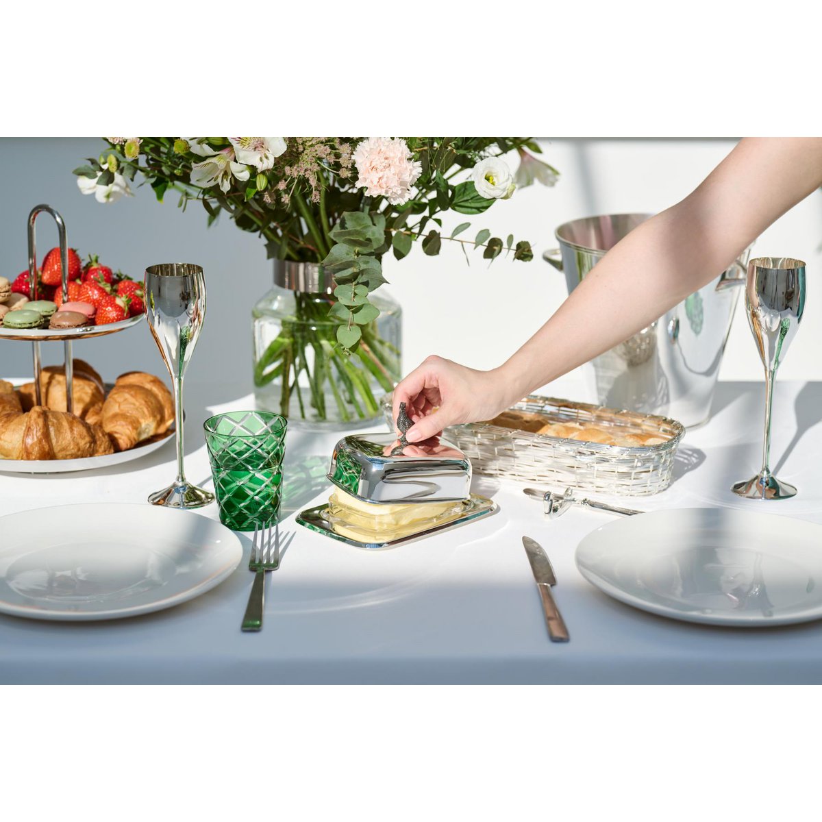 EDZARD butter dish pheasant 13x18 cm, H 9 cm, glass insert, silver-plated, with butter knife