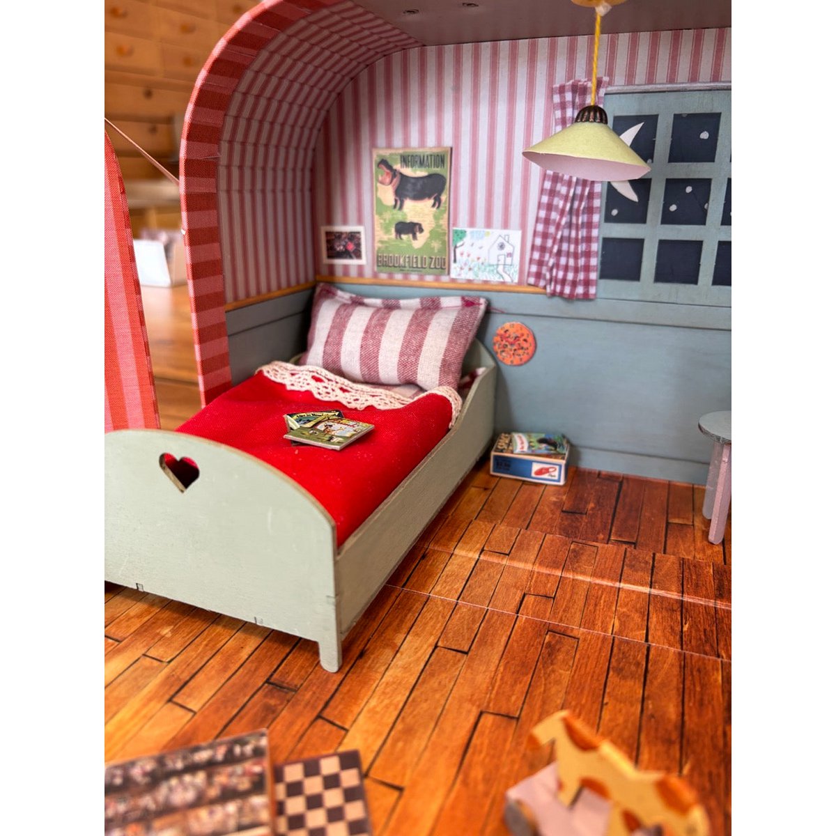 Mouse House To Go - Bedroom