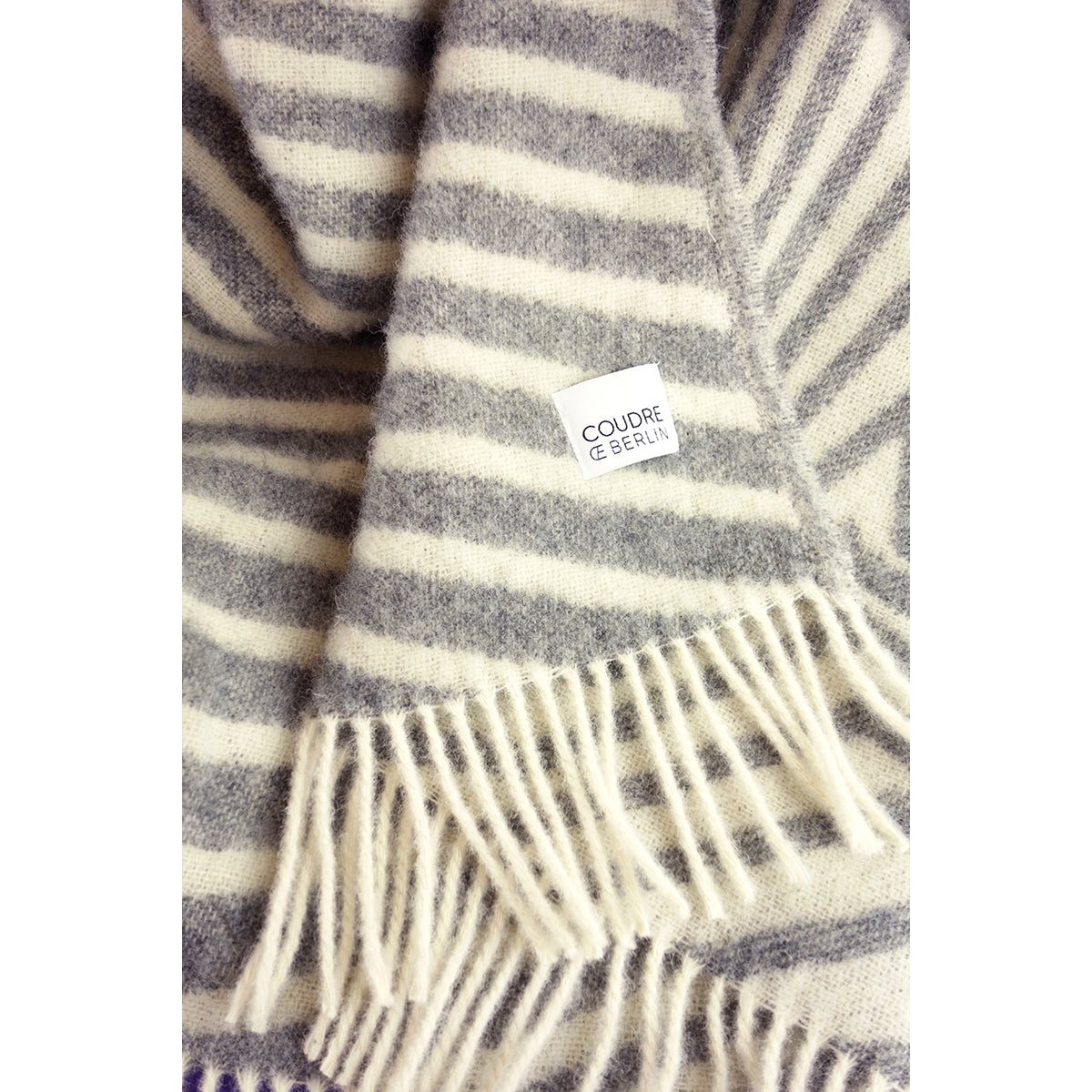 Wool blanket / cuddly blanket leaves granite