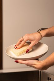 Scouring pad (in a set)