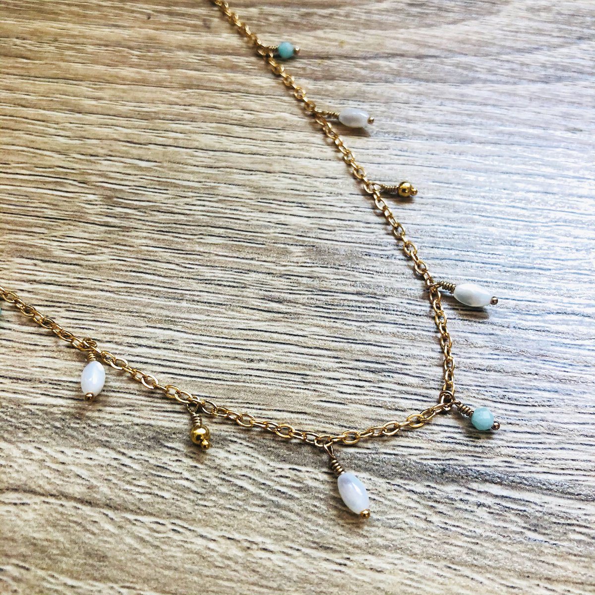 Halskæde Serena Amazonite Mother of Pearl