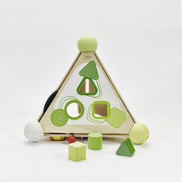 Awakening pyramid - 35x35x29cm