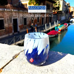 6 große zweifarbige Wassergläser aus mundgeblasenem und handgefertigtem Glas mit Murano-Murrine, Linie „I Colori di Murano“, 435 ml. Hergestellt in Italien