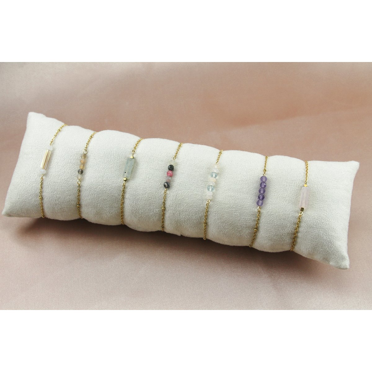 Kissen aus Samtarmbändern (ohne Armbänder)