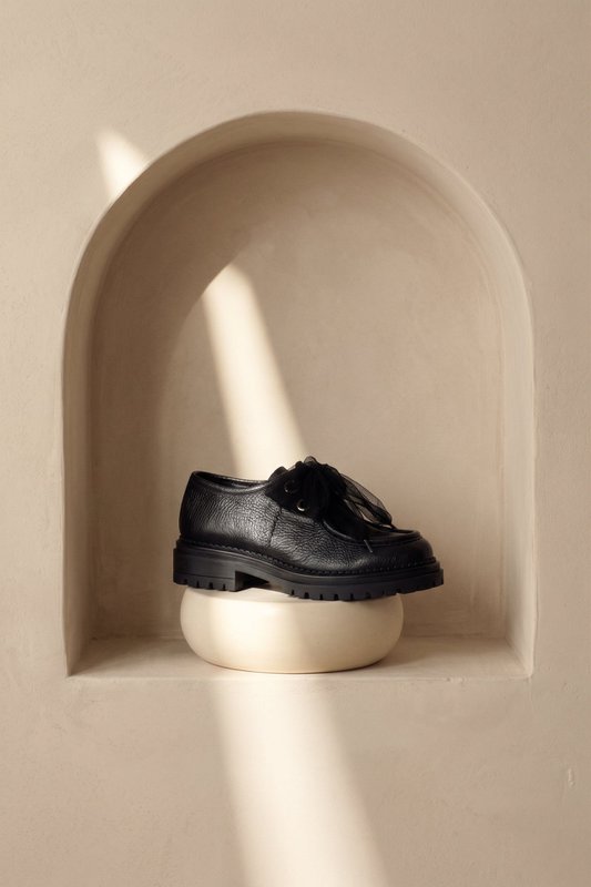 ODDA BLACK- Chaussures Wallabee à semelle épaisse avec lacets en tulle