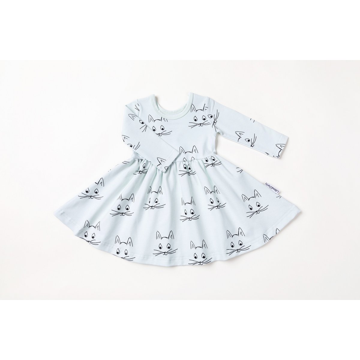 Vestido de manga larga con Felia la gata