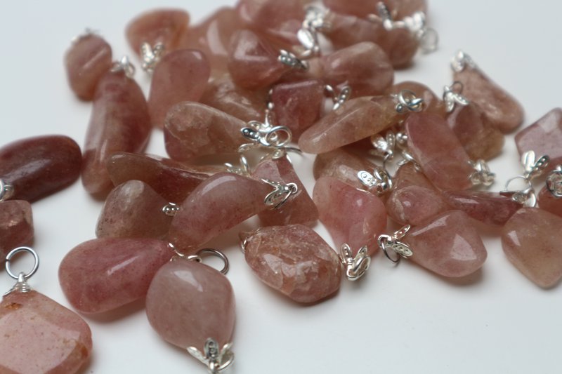 Red aventurine pendant