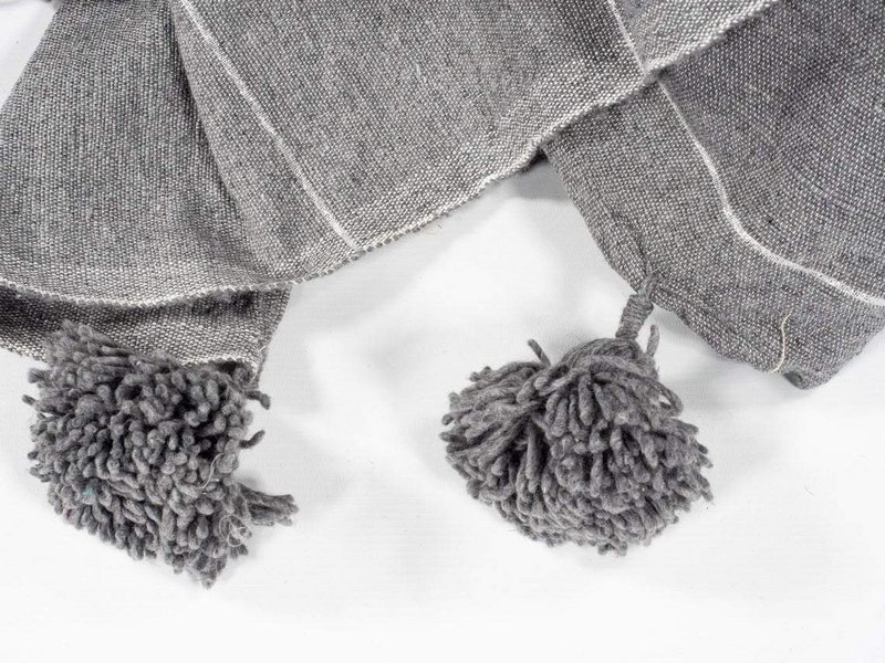 Handmade Berber Pompom Blanket - 100% Cotton