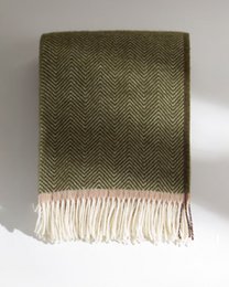 Wool Throwd Denver Olive