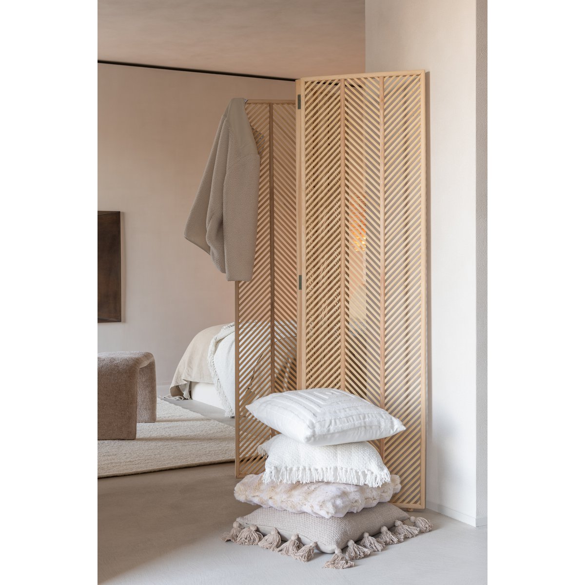 J-Line kruk N shape - textiel - beige