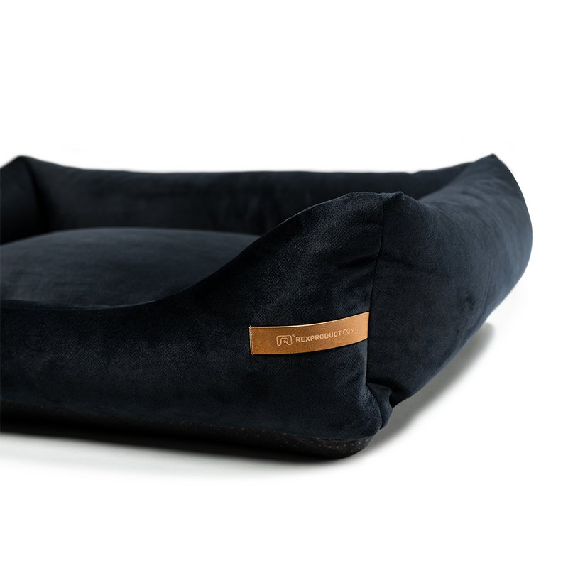 "Otto" black dog bed with orthopaedic mattress