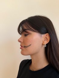 Tatuaje temporal: cicatrices en la boca x5