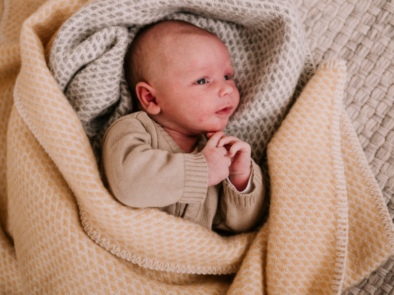 Crib blanket wool - Soft yellow