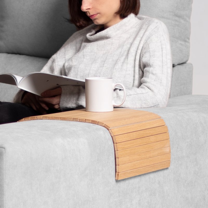 bakke, der tager form som armen på din sofa eller af de fleste ustabile overflader - DETRAY OAK