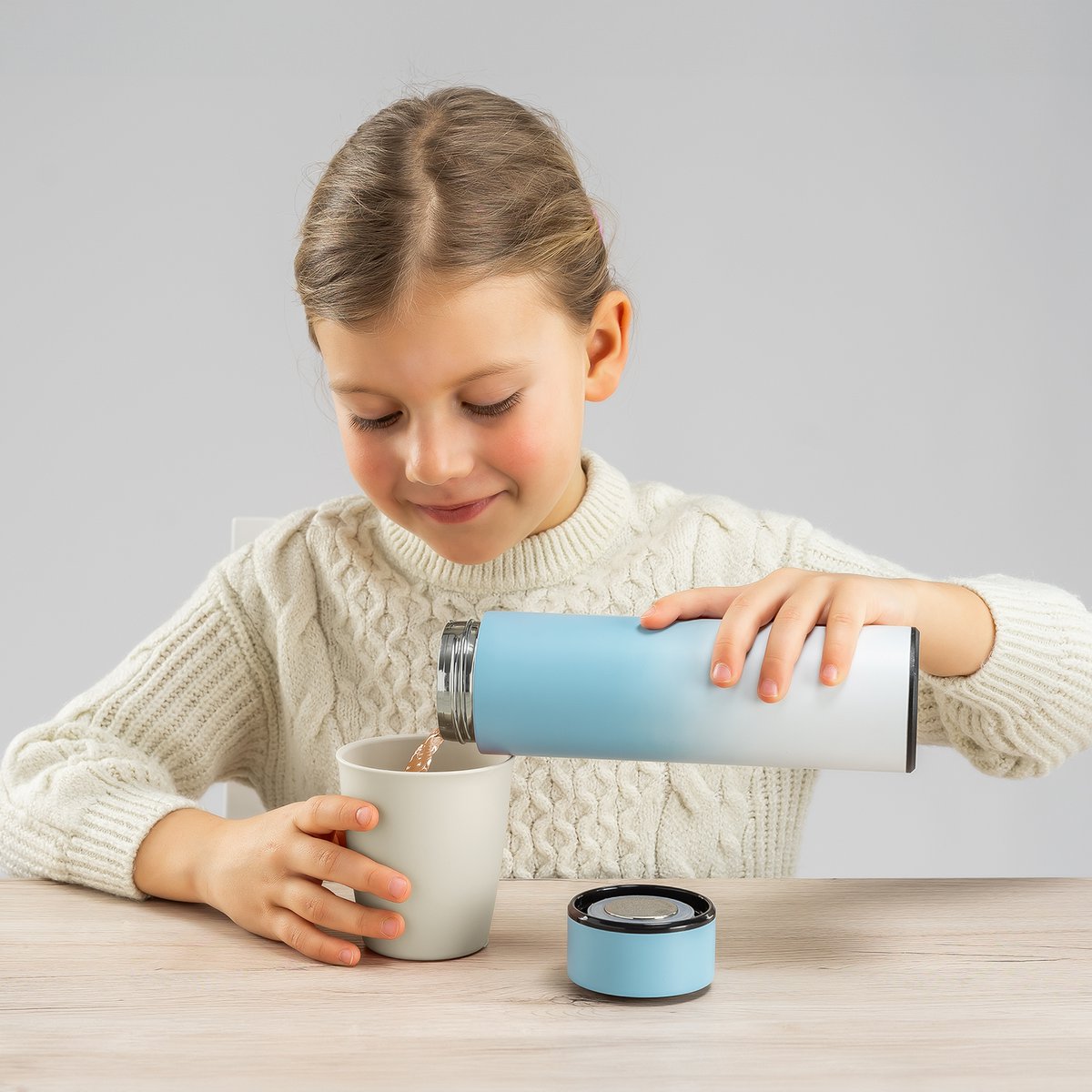 Colour Design stainless steel vacuum bottle, 450 ml, blue