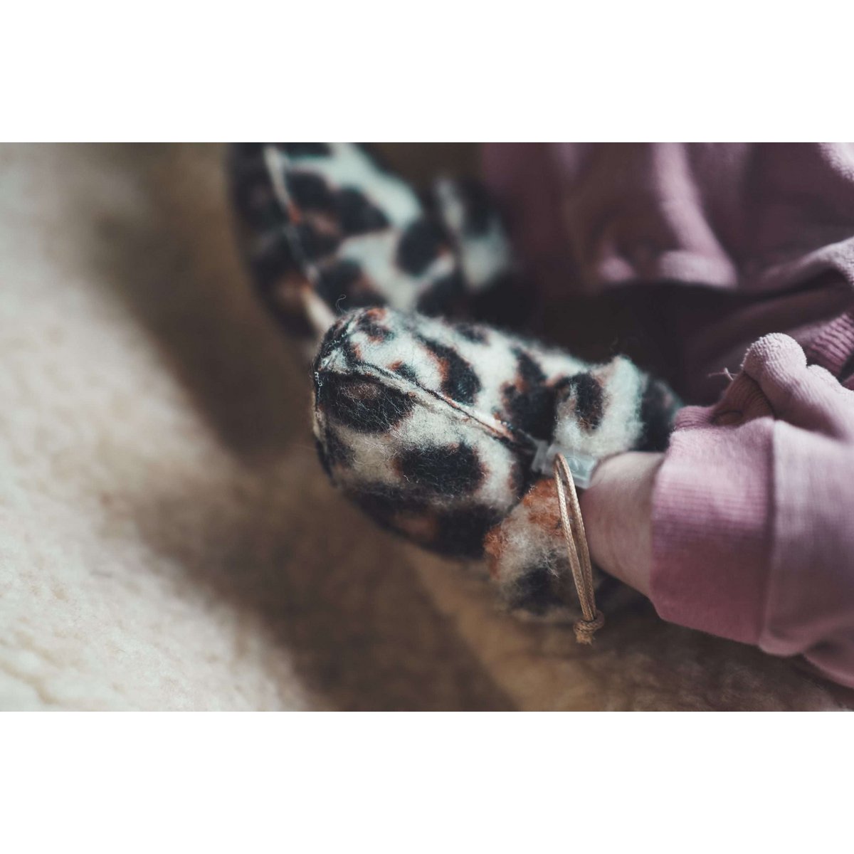 Woolen Slipper - Panther