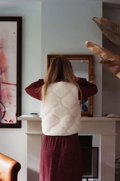 Wool Vest - Flat White Bubble Shorty