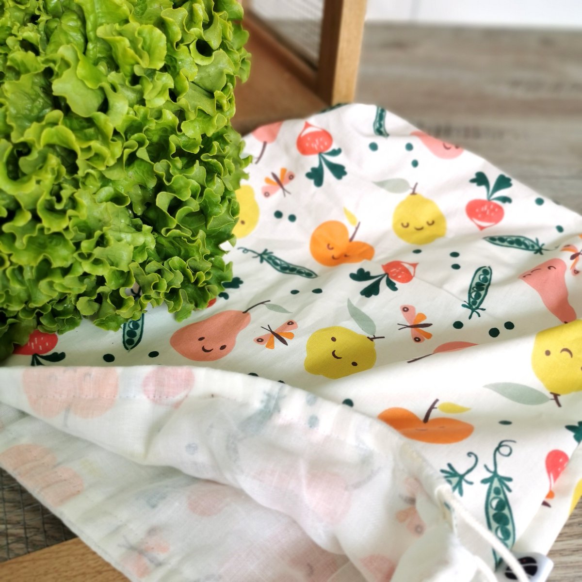 SALAD OR VEGETABLE BAG