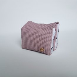 Diaper case Waffle Old Pink / Feathers Black-White