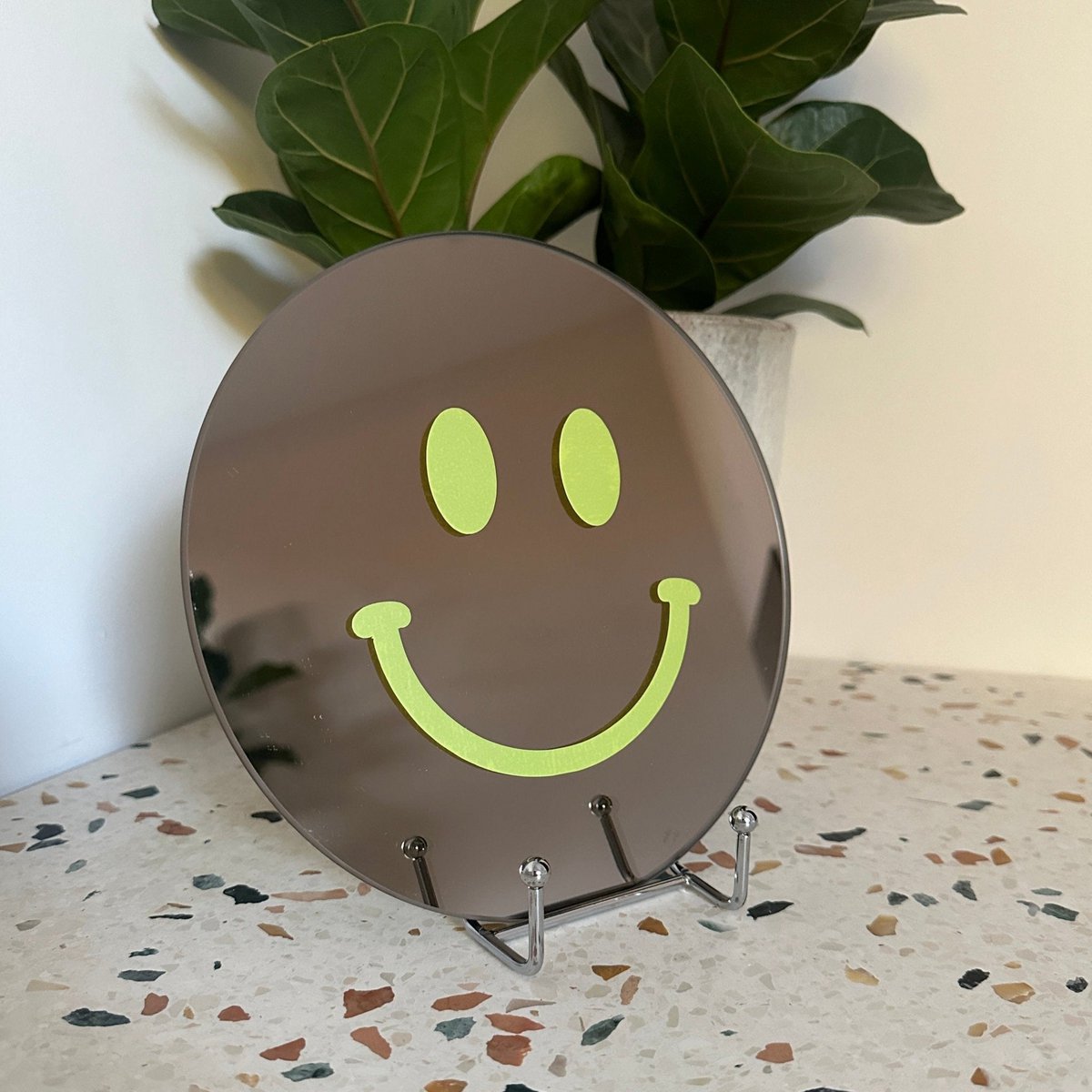 Det lille æblegrønne smil