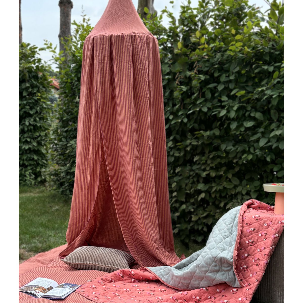 Dalia Stripes  - Bed canopy 