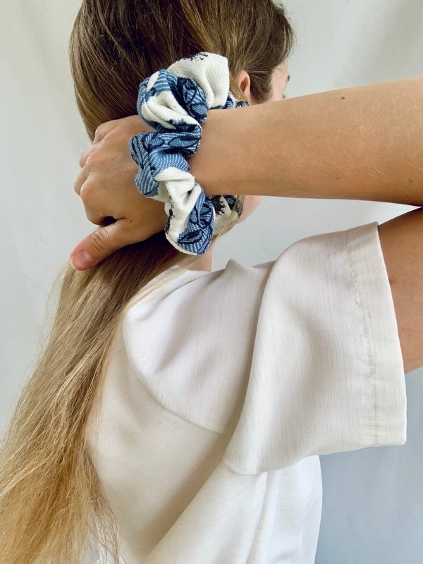 Scrunchie - Light Blue Jacquard - Recycled