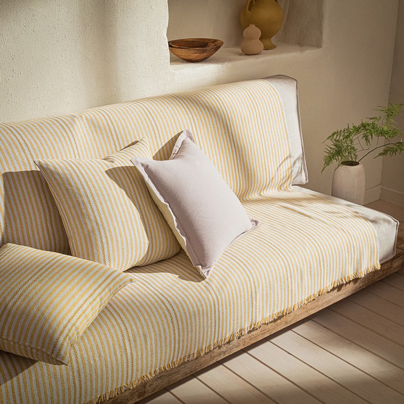 Tagesdecke GOFIS HOME Lined Sun yellow 390/ 10