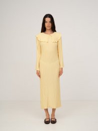Langes gelbes Faltenkleid von Beurre