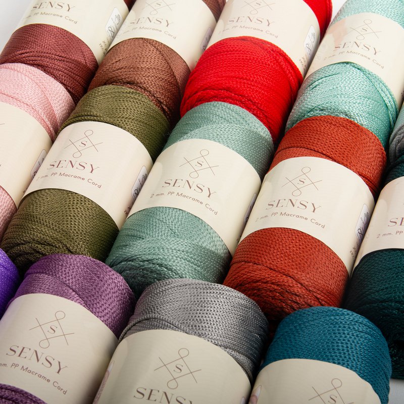 Sensy Premium 2 mm - 251 yards 100% polyester macrame ledning