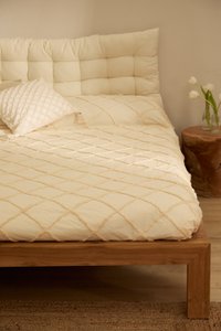 Colcha con tufting crudo Royal