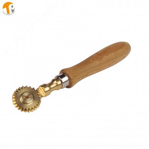 Brass cutter with single toothed blade 30 mm diameter
