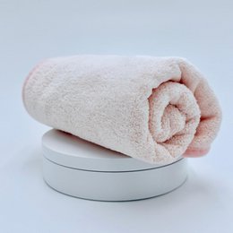 Coffret Cadeau Femme Rose – Coffret Bien-être & Beauté en Rose