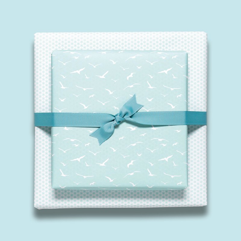 Vögel Emballage Paper Mint - Papier d'emballage maritime avec des mouettes, comme emballage cadeau pour le mariage, pour la naissance ou le baptême