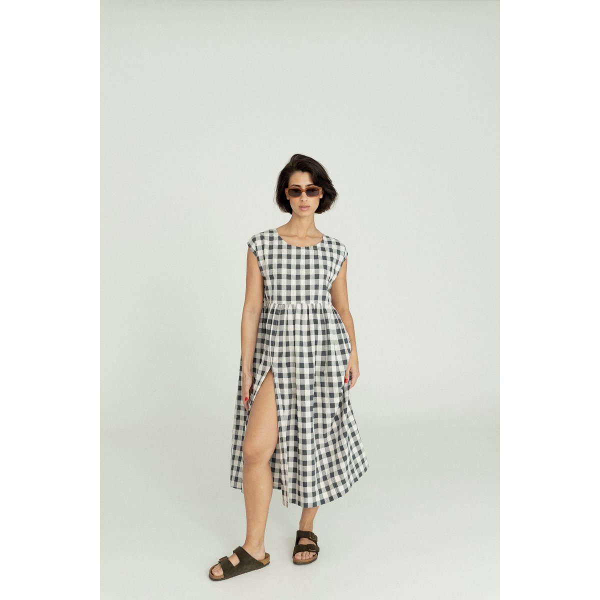 09h - Mid Squared Dress