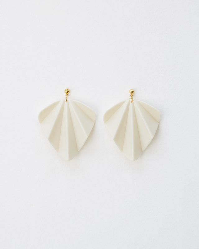 Eveline Pearl