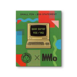 Pin de esmalte "computadora vieja"