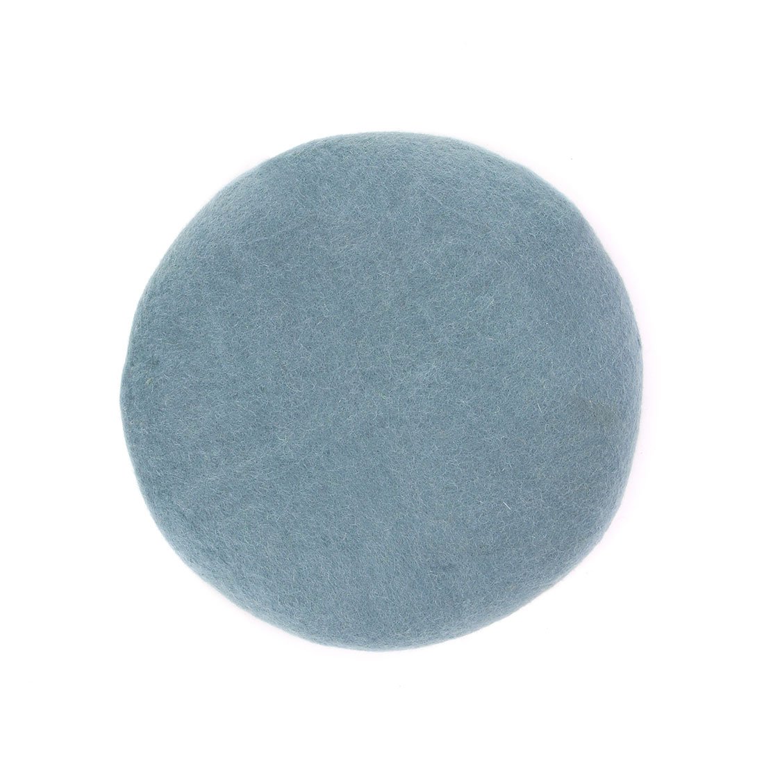 Zitkussen rond lichtblauw gemaakt van vilt, 100% natuurlijk materiaal, 38 cm rond vele kleuren pastel, gevoeld met wol-f long, fair trade en handmatig werk van Nepal