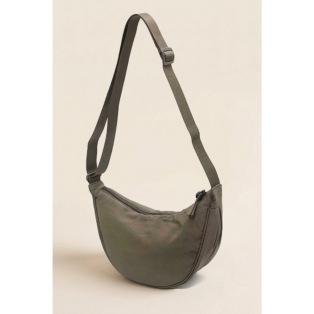 Halvemaantas met nylon schouderband