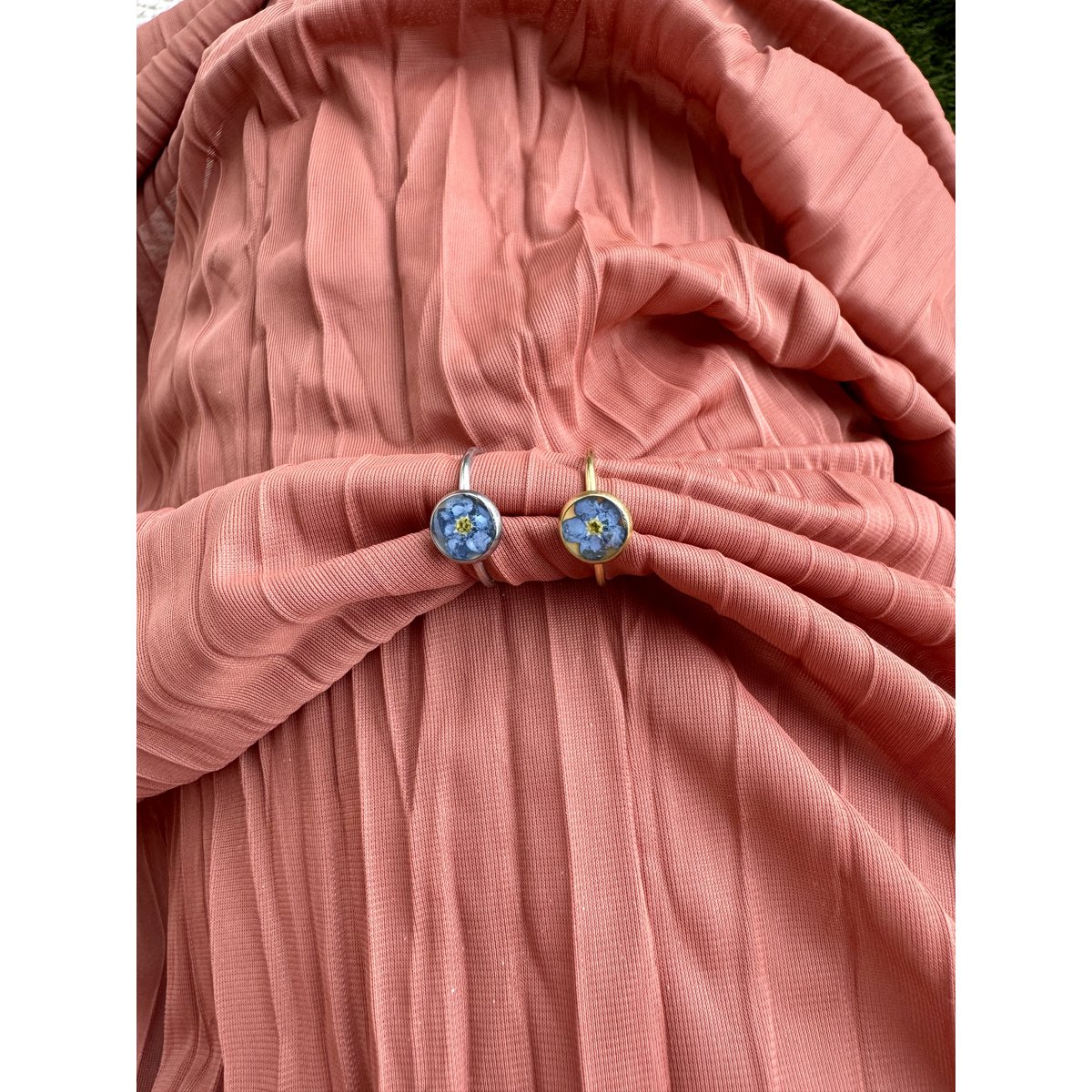 Stainless Steel Ring with real Forget-me-not flower