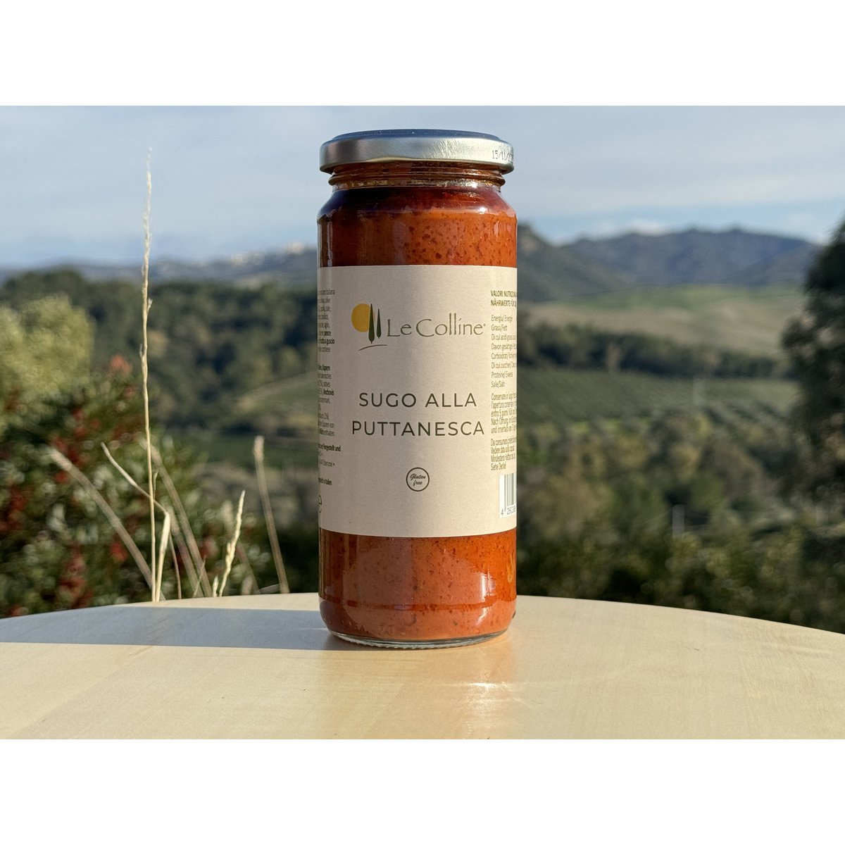 Tomatensoße Puttanesca aus Italien