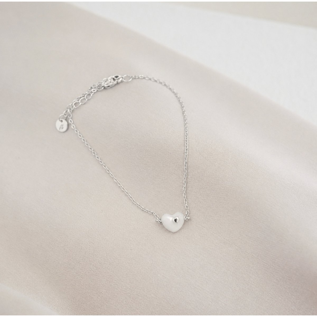 Heart in the Heart Colección Embarazo x Fertilidad Nácar Plata 925 Bañada en Oro 18k