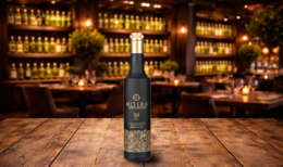 Mitera EVOO Amerius 500ml, a premium extra virgin olive oil with a rich, full-bodied flavor and a distinctive golden color.