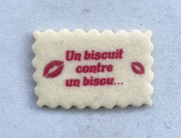 Box of personalized biscuits with the theme "Croque moi!" Copy
