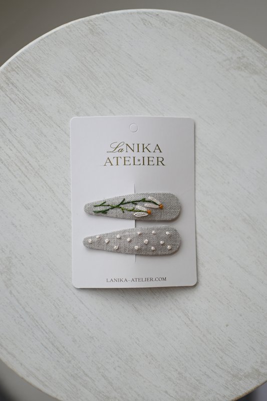 Barrettes fleur de lin naturel+pois