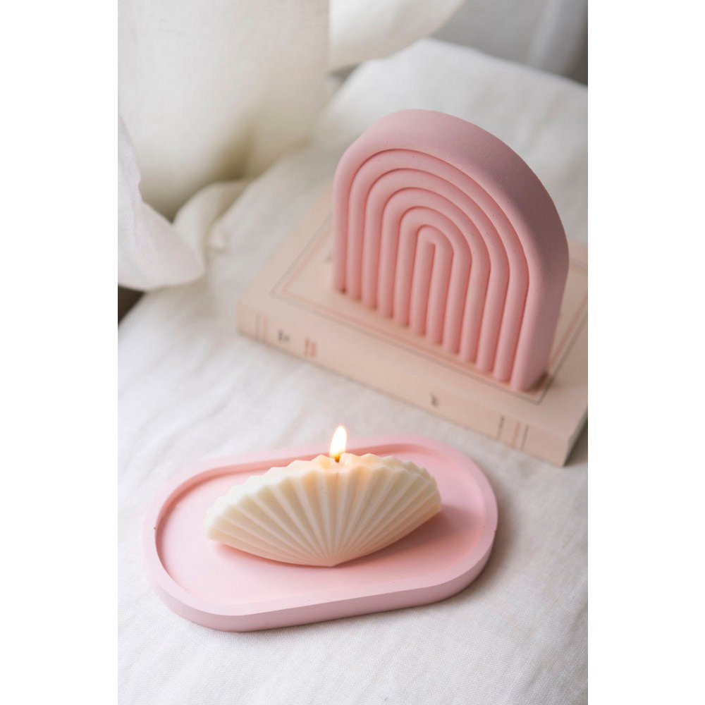 Roby Candle