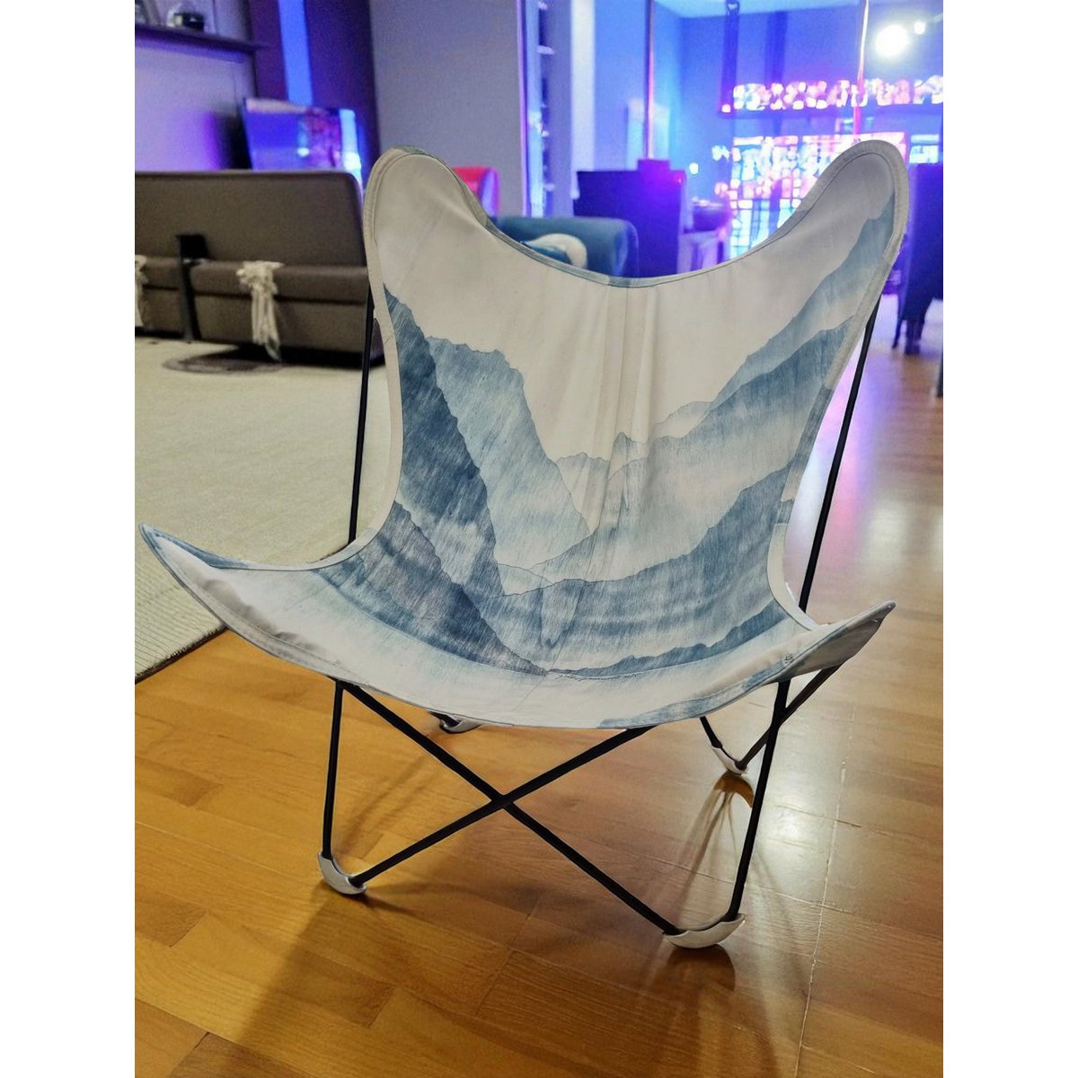 Fauteuil AA(ed) Butterfly - Albigny - Design by Gilles Giacomotti