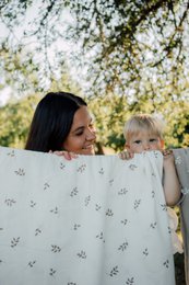 Tisu baby dekbedovertrek en kussensloop, crèmebladeren