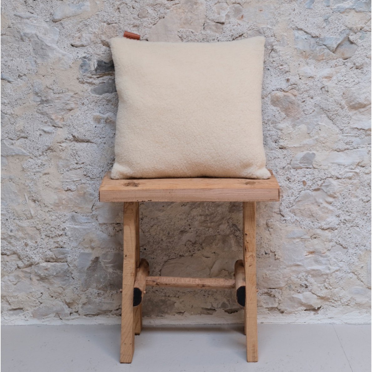 Bi-material Happy Cushion